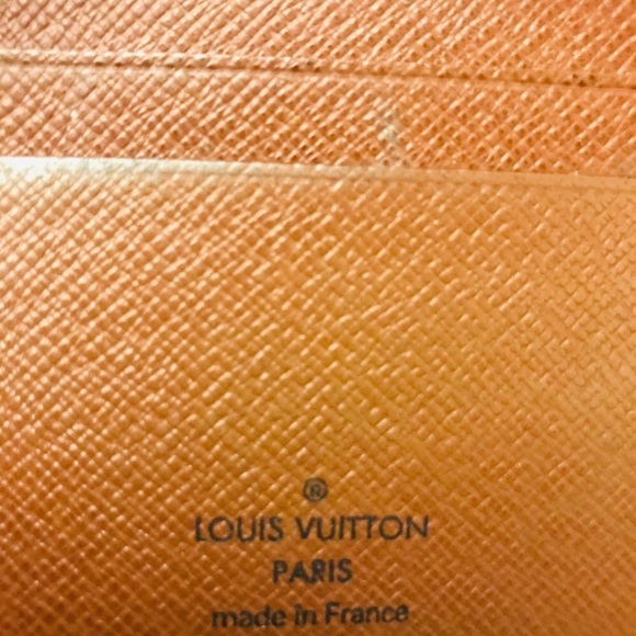 Vintage Louis Vuitton monogram Wallet - Picture 2 of 6